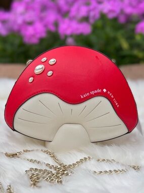 NWT Kate Spade Take a Hike 3D Mushroom Novelty Purse